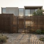 Clôture claire voie : pourquoi les architectes l’adoptent dans les projets modernes