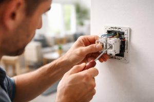 Va et Vient Interrupteur : Comment le Brancher ?