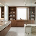 Améliorer la fonctionnalité d'une salle de bain grâce à un nouvel aménagement